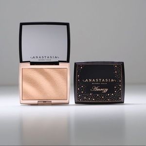 ABH x  Amrezy Highlighter